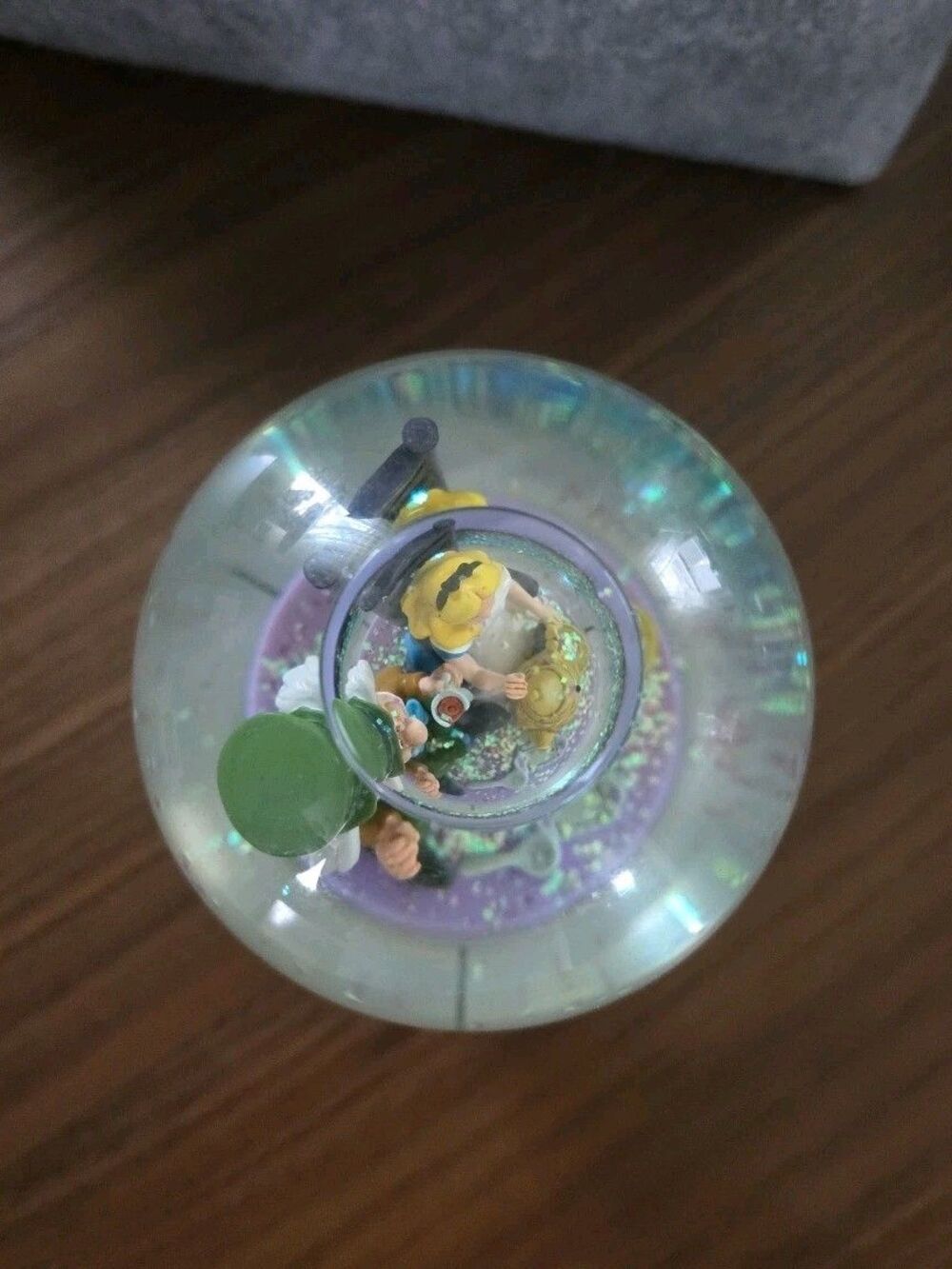 Disney Alice in Wonderland Jewelry Box/Snow Globe A Very Merry Unbirthday To You - Picture 5 of 10